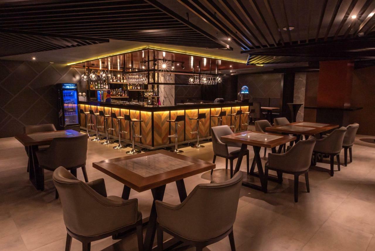 科罗酒店 马卡蒂 外观 照片
